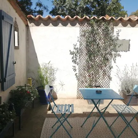 Entre Et Cevennes Hébergement de vacances Le Cailar